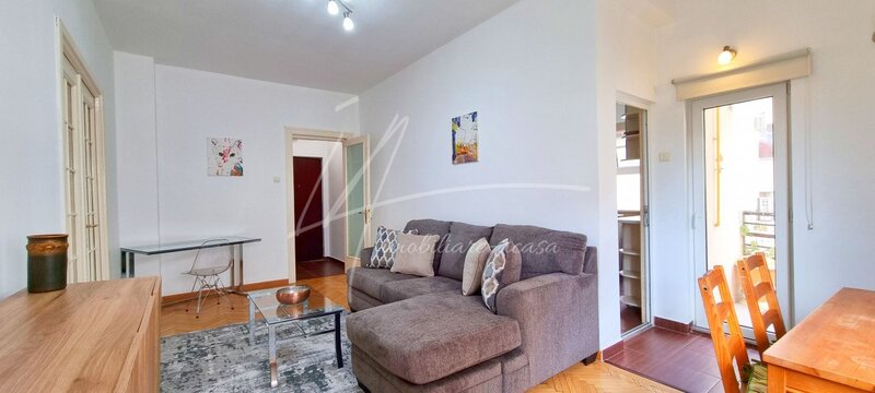 Sala Palatului, Cismigiu, Luterana, inchiriere 2 camere mobilat si utilat