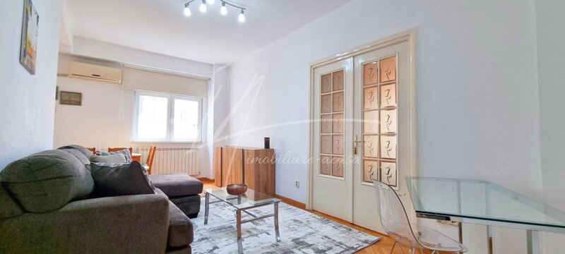 Sala Palatului, Cismigiu, Luterana, inchiriere 2 camere mobilat si utilat